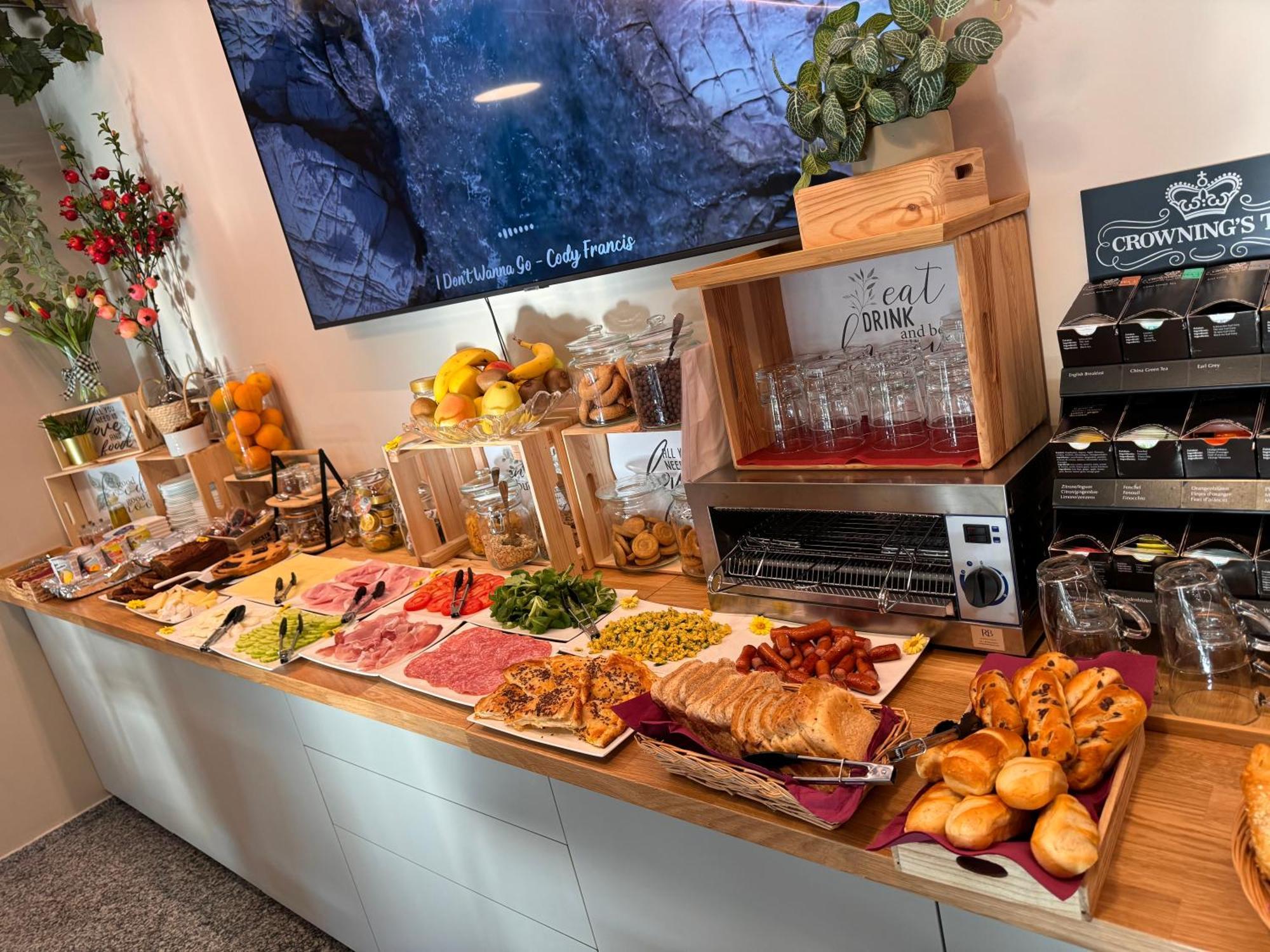 Regina Bed & Breakfast Agno Bagian luar foto